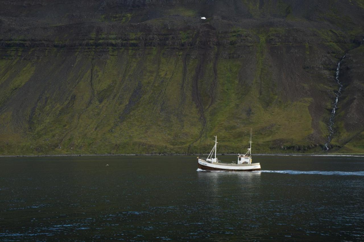 Fisherman Hotel Westfjords Sudureyri Exterior foto
